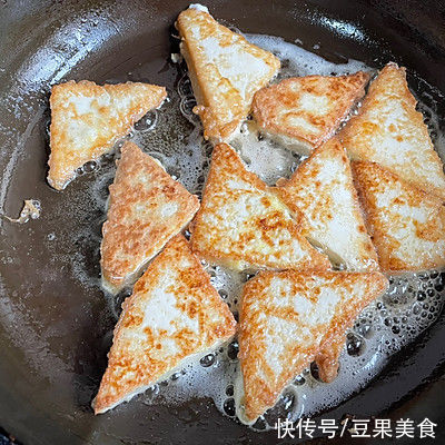 白菜炖豆腐|妈妈最拿手的白菜炖豆腐，被我偷学到了