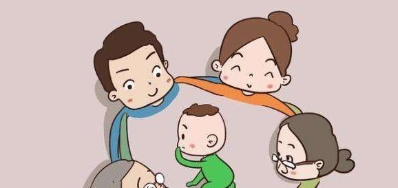 宝妈|8岁女孩坐电梯蹦跳，宝妈：“孩子还小”，被00后直白怼回去