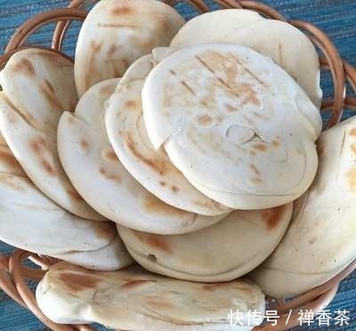 白吉饼|陕西有名小吃,腊汁肉夹馍,美味会让你垂涎三尺哦!