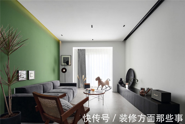 卧室|121平北欧风三居室,客厅没有电视,投影的幕布居然藏在吊顶里