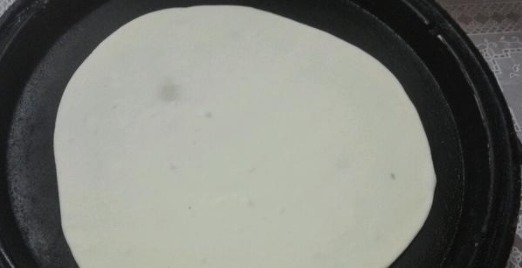 小侄儿来家里,给他们做了这道菜,刚上桌,儿子和他抢着吃