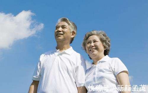 热水泡脚|多运动就能长寿?提醒:50岁后做好5件事,或许比运动更重要