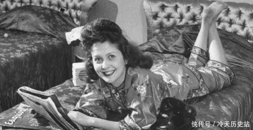 空前绝后|民国奇人张宗昌姨太太旧照:白俄五姐妹颜值出众,写的诗空前绝后