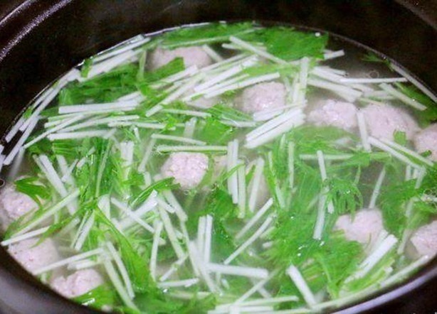 肉馅儿|肉丸汤里面加了它，简直就是绝配！好吃到停不下来！不信您试试看