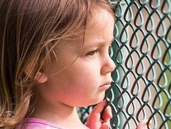 家长|孩子挨骂后出现这三种反应,请赶快停止,后果家长承担不起!