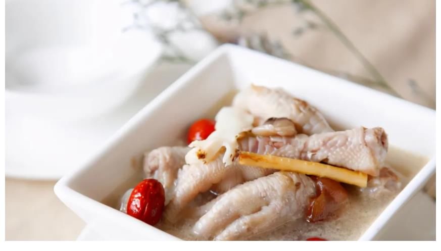 食谱|越到夏季越要注意养胃，送你蒸炒炖3个食谱，厨房小白也能搞定