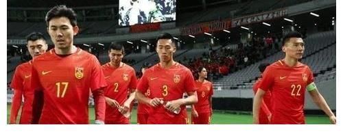 董方卓|从北大学者到知名导演,接连批判国足的背后,问题究竟出在哪?