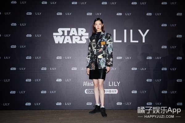 starwars LILY X STARWARS沉浸式时装屋