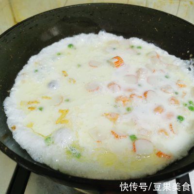 小丁|吃着比肉还鲜，嘴馋就吃#蛋趣体验# 芙蓉虾蟹丁