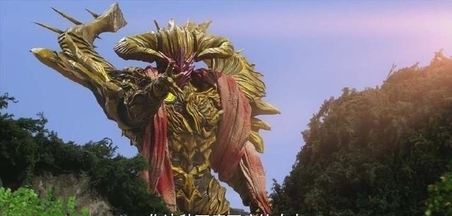 奥特曼为啥总是在最后放大招?以前不懂现在懂了:你会起手王炸?