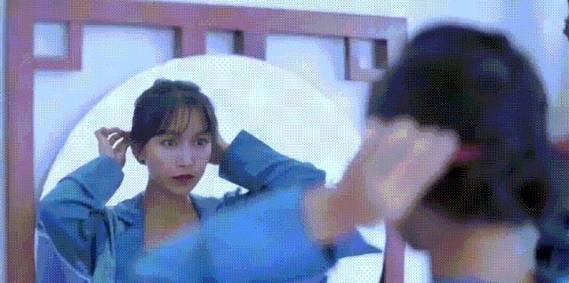 如果說(shuō)李子柒的生活對(duì)我們不切實(shí)際,那她穿的衣服我們倒能學(xué)學(xué)