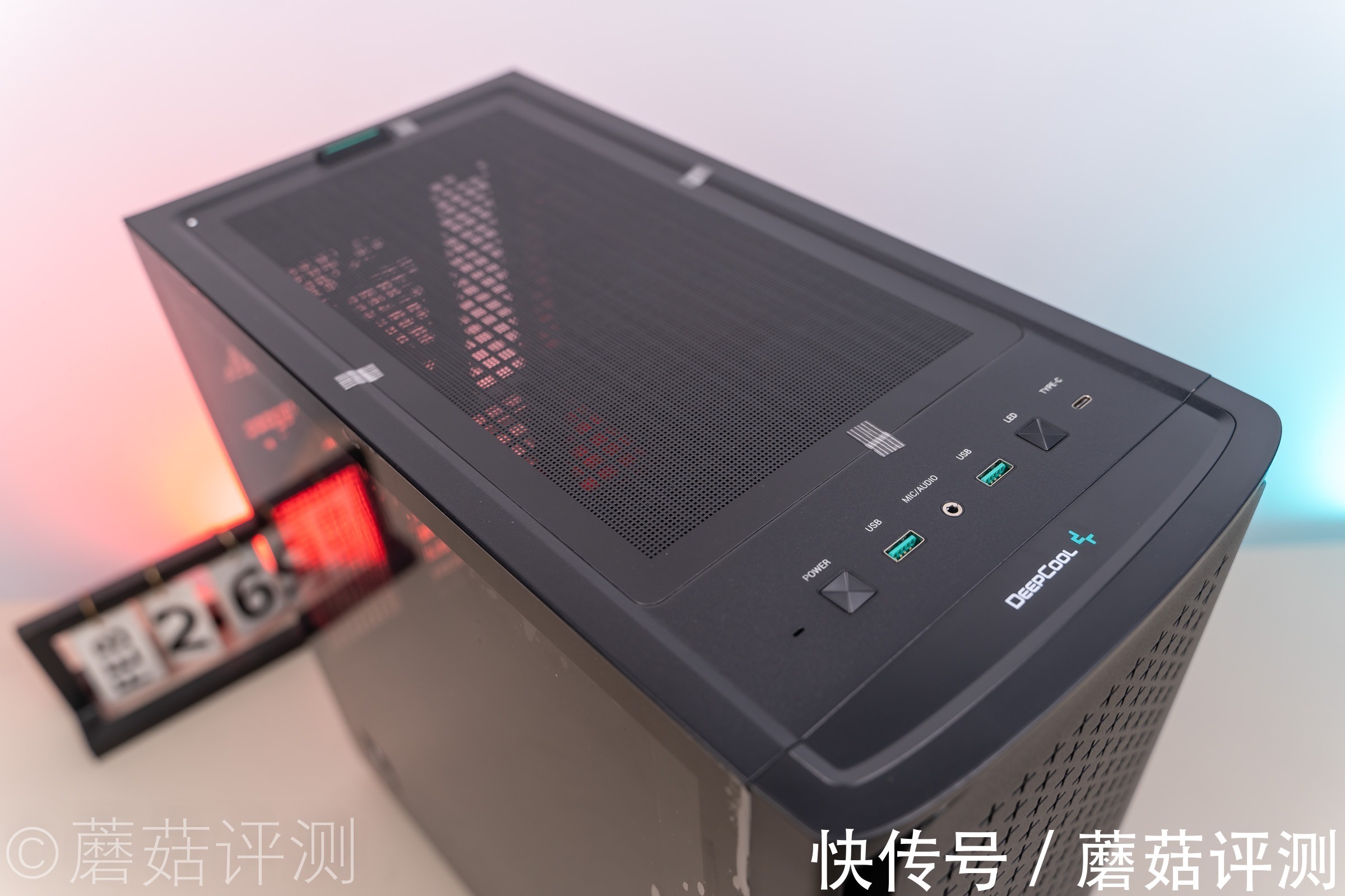 显卡|散热优秀,外观、设计精致、九州风神CK560幻境Pro中塔机箱 评测