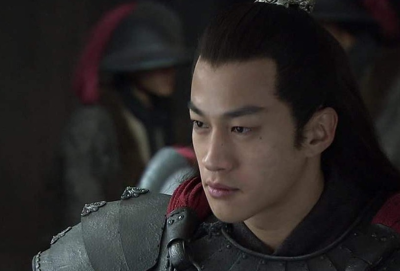 吕布|详解三国当中最危险的职业，当吕布的爸爸