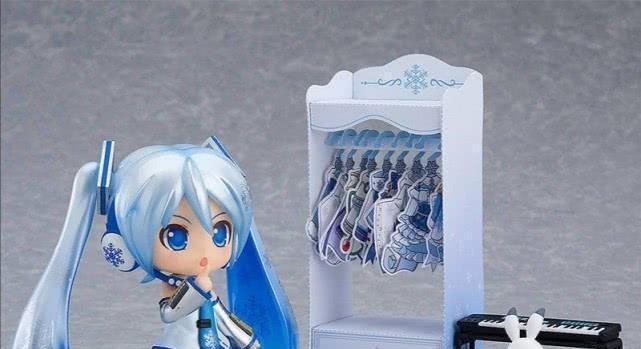 初音未来|初音未来推出雪未来粘土人,笑脸、认真脸和眨眼脸哪个萌到你