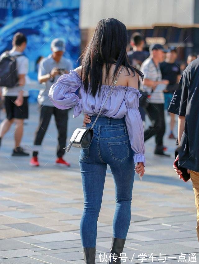 复古 紫色一字肩,浪漫优雅港味十足,更显复古感!