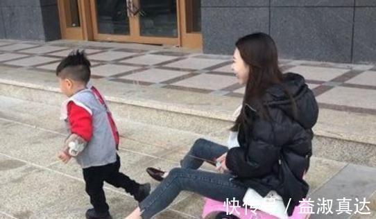 网络|“最豪横小姨”走红网络，一手遛狗一手拎娃，网友：缺小姨夫吗？