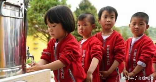 自恋|儿子有这“3个缺点”,家长先别着急管,长大后孩子更有出息