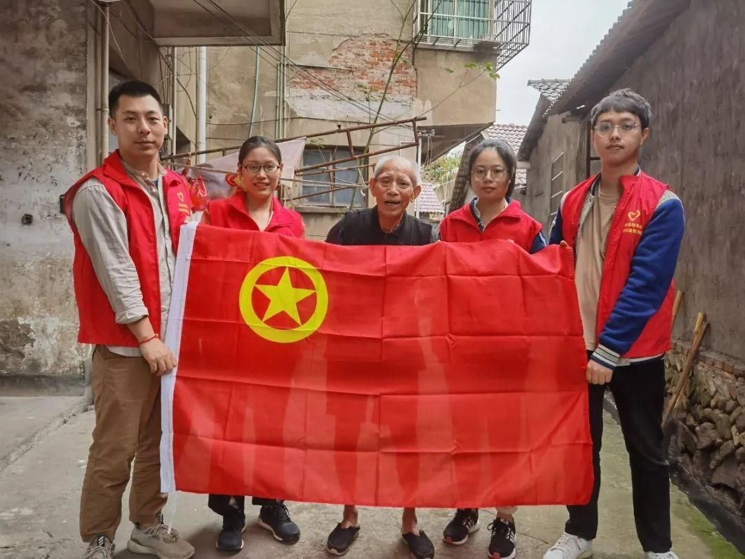 龙游县税务局|今日重阳丨夕阳红 朝阳美 蓄力税务共发展