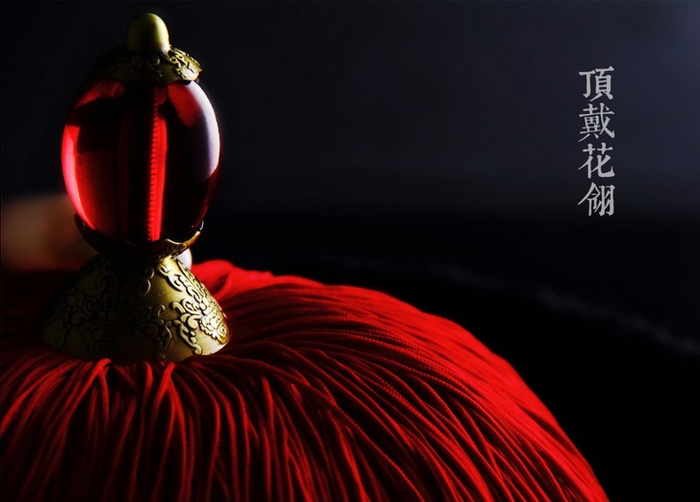 打人者|小巡检暴打奉旨太监,乾隆的操作神了:打人者提拔,被打者发配!