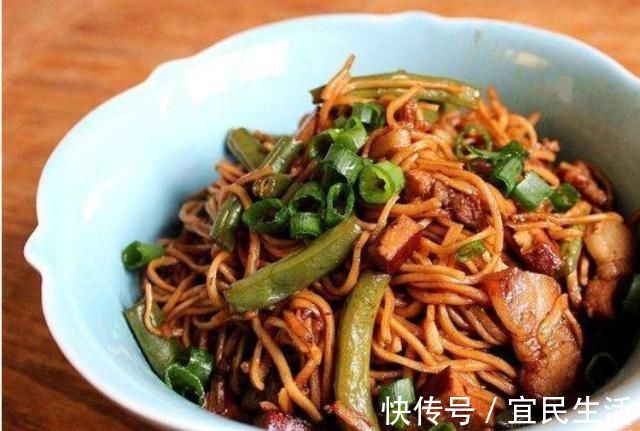 五花肉|蒸“卤面”前,要先煮面吗?不懂快看,否则面条粘成一团