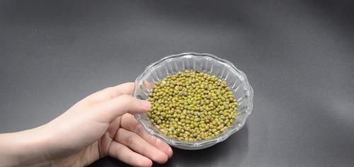 小窍门|家里有绿豆的留意了,现在知道也为时不晚,尽早叮嘱家人,太实用了