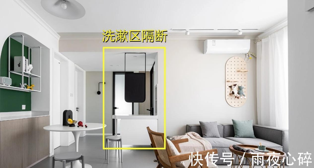 隔断|卫生间门对着客厅玄关,那叫一个尴尬!机智装玻璃隔断,瞬间化解