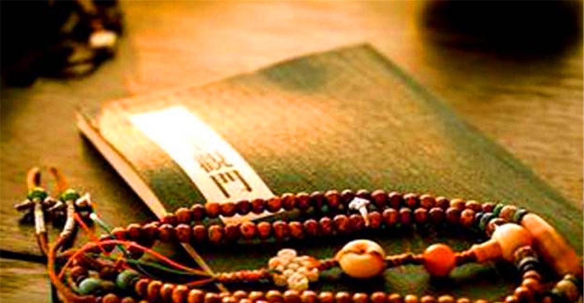 鬼谷子!鬼谷子非富即贵之人,身上均有4个明显特征,一般人都不具备!