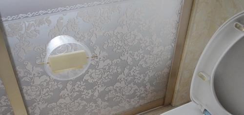 塑料打包盒上穿一根筷子,用途太棒了,解决了很多家庭困扰的烦恼