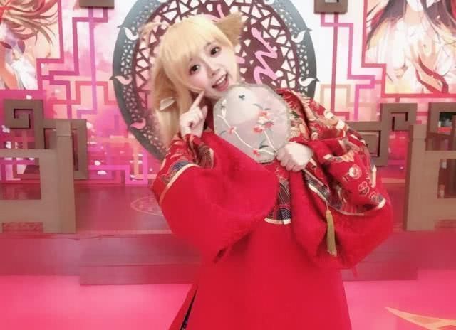 王奕萌|她神还原了涂山苏苏,还登上国际杂志的封面,但真实颜值却遭人质疑