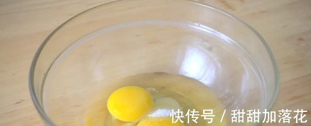 不用揉面,简单快手,10分钟搞定的早餐,让你早上多睡半小时!