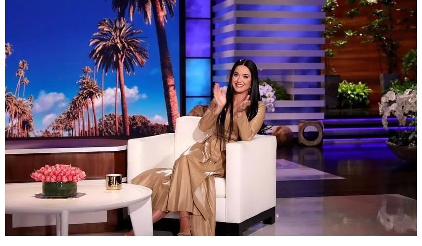 水果姐成为《艾伦秀》最新主持人