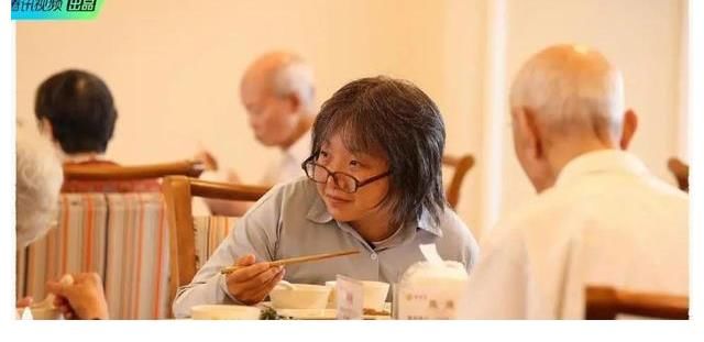 黄渤“忘不了”热综又来了:沉浸式体验老人养老院内的生活