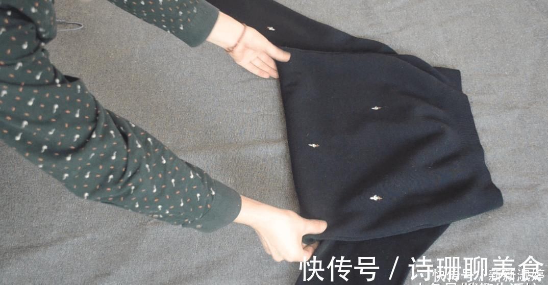 肩部|这才是挂毛衣的正确方法, 挂多久肩部都不会变形, 方法简单又实用