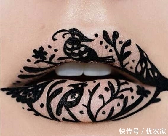 嘴唇|这些女孩的嘴唇被化过妆后,你还舍得亲上一口吗?