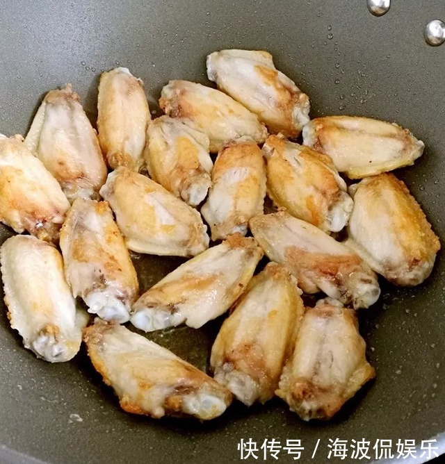 油炸|不用油炸的鸡翅,你吃过吗大叔教你做外酥里嫩的盐煎鸡翅中