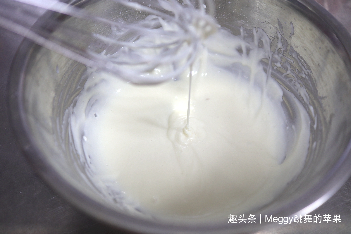 不用鸡蛋黄做的天使蛋糕卷，弹性真好不裂不折，比蛋糕省事