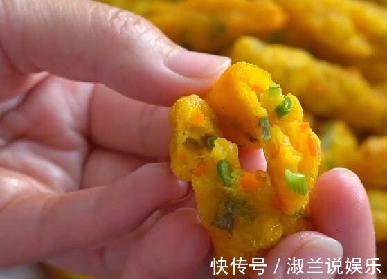 红薯还能如此吃，筷子一搅，做孩子爱吃的小零食，香味浓郁，美味