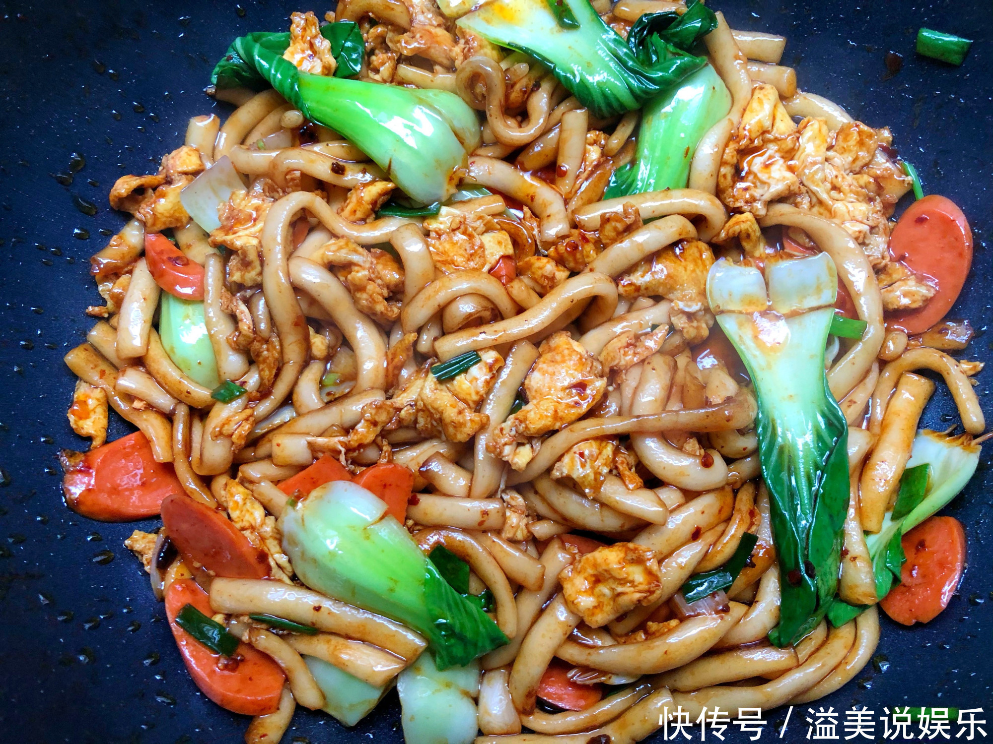  解馋|女儿点名要吃它，简单炒一炒，香辣美味，比大鱼大肉还解馋