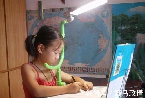 练字#“鲸落体”VS“奶酪体”,没有对比就没有伤害,好坏一目了然