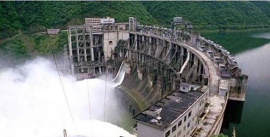 英国人:中国用1万面镜子就解决世界难题,简直是“反人类”操作