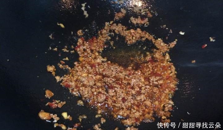 蚂蚁上树好吃,但粉丝容易坨?教你烹饪手法,粉丝不粘连吃的爽口