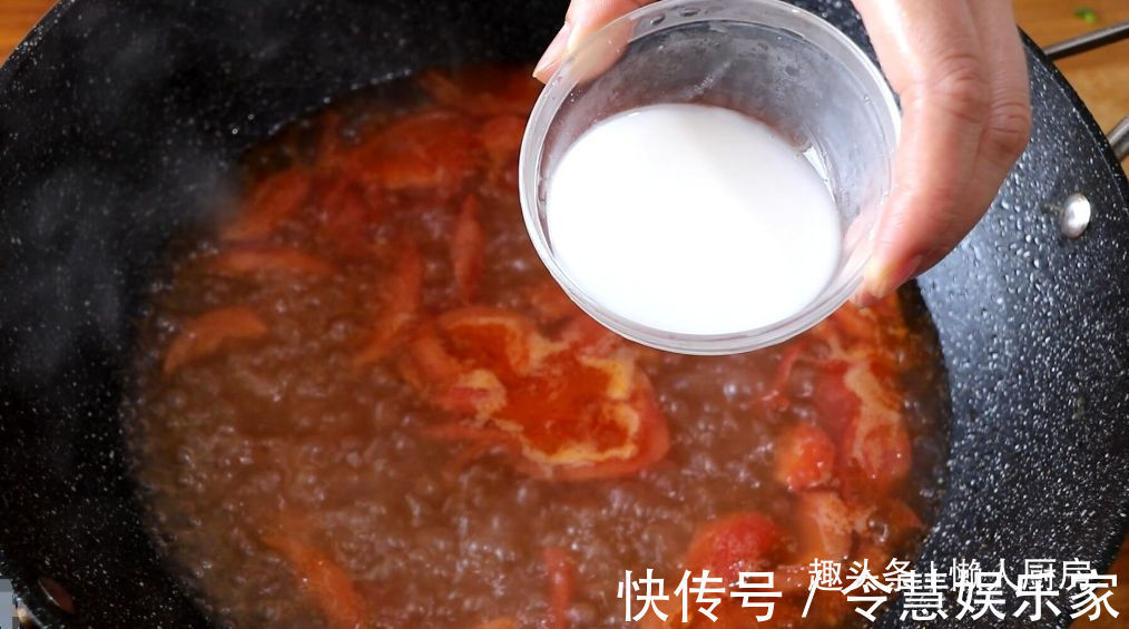 西红柿|饭店烧的西红柿蛋汤,比自己烧的好喝,原来有小窍门,教你这么做