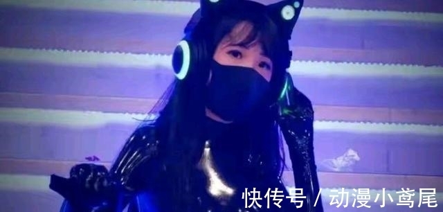 角色扮演|胶衣Cos弊端这么多,喜欢穿胶衣的都是哪些人?主要有三类