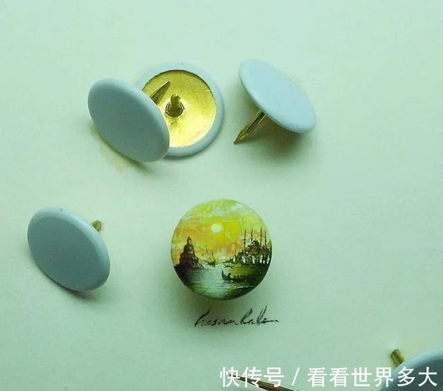 砂糖粒@惊爆眼球!60岁帅大爷在头发丝上画画,米粒、瓜子都给他当画布!