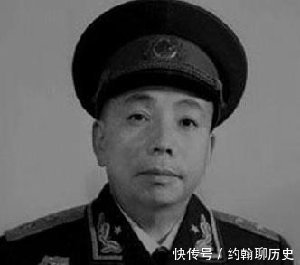 批下来|1955年授衔此人被评中将，上报变少将，批下来成大校，这是为何