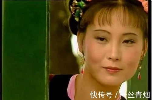 贾芸$贾芸家里穷得连十五两银子都没有,为啥还能用得起丫头?