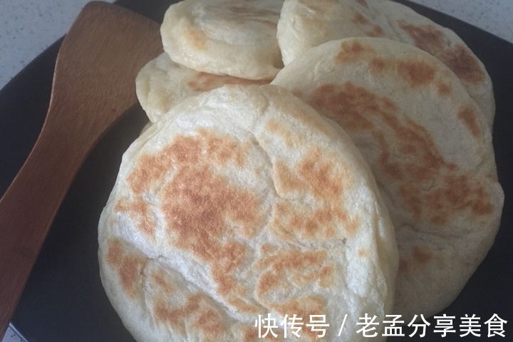 晚上用筷子搅一搅和好面，早上十多分钟暄腾腾的早餐鸡蛋饼上桌