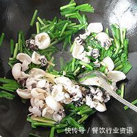 猪腰靠边站,它才是“男人宝”,年过40要常吃,焕发精神干劲足!