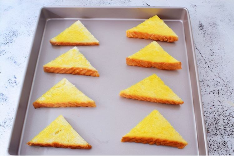 吐司的新吃法，搭配蜂蜜，又脆又甜很解馋