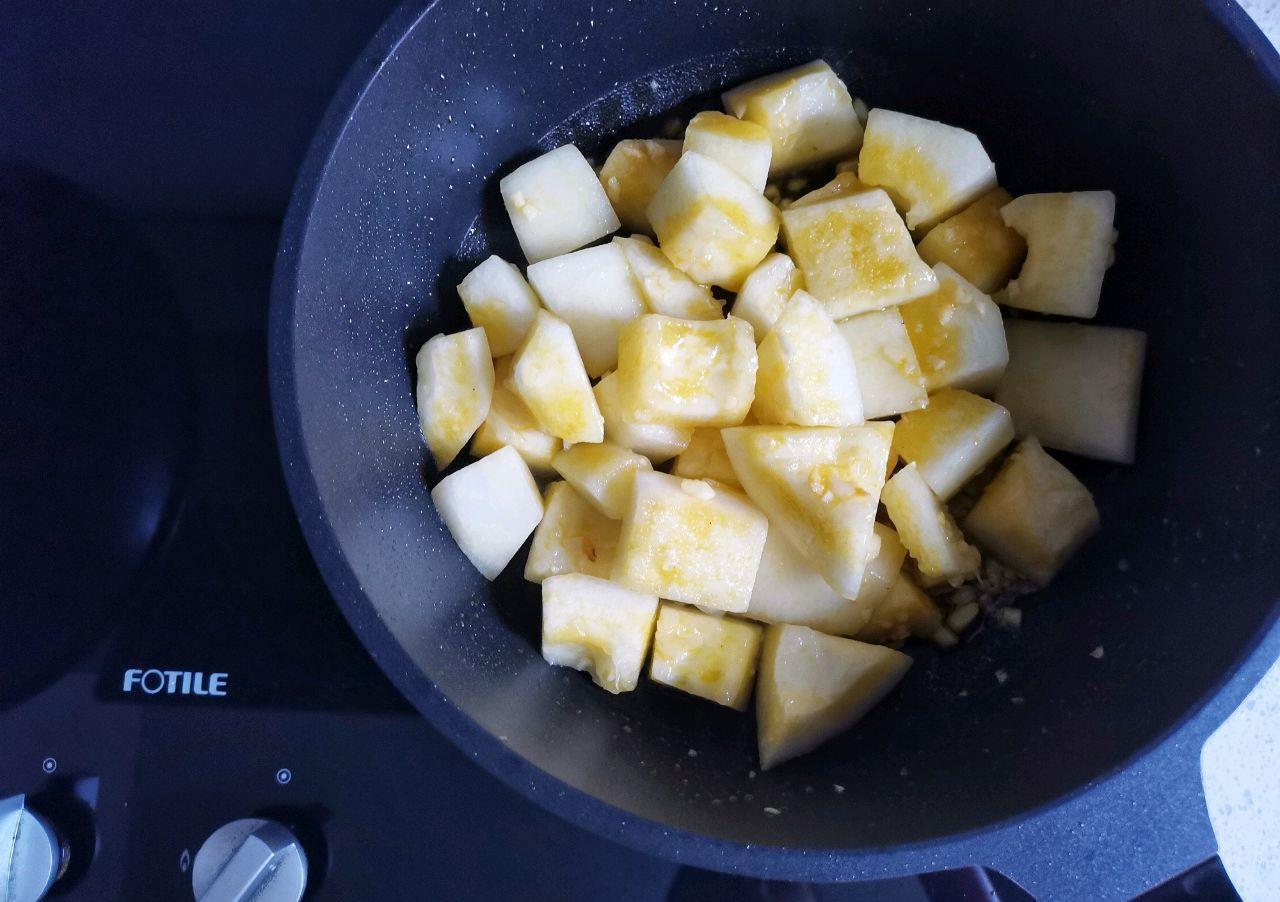 好吃|家常红烧冬瓜,成本不到3块钱,做了一大盘,比肉都好吃